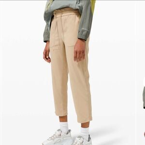 LULULEMON | Beyond the Studio Crop Pants in Trench Tan Women’s Size 6